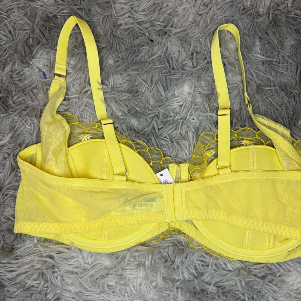 Adore Me Women’s Bettie Balconette Bra - Yellow Size 42D NWT - Picture 6 of 7
